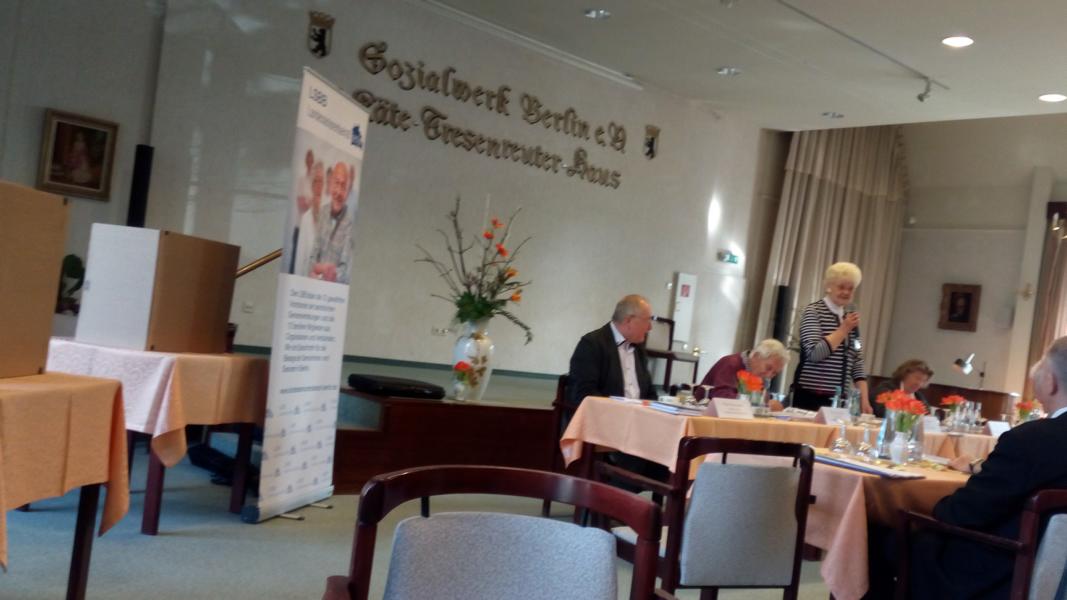 Die Vorsitzende des LSBB, Frau Regina Saeger, begr��t zum Plenum am 15.03.2017 die Mitglieder. Foto: LSBB